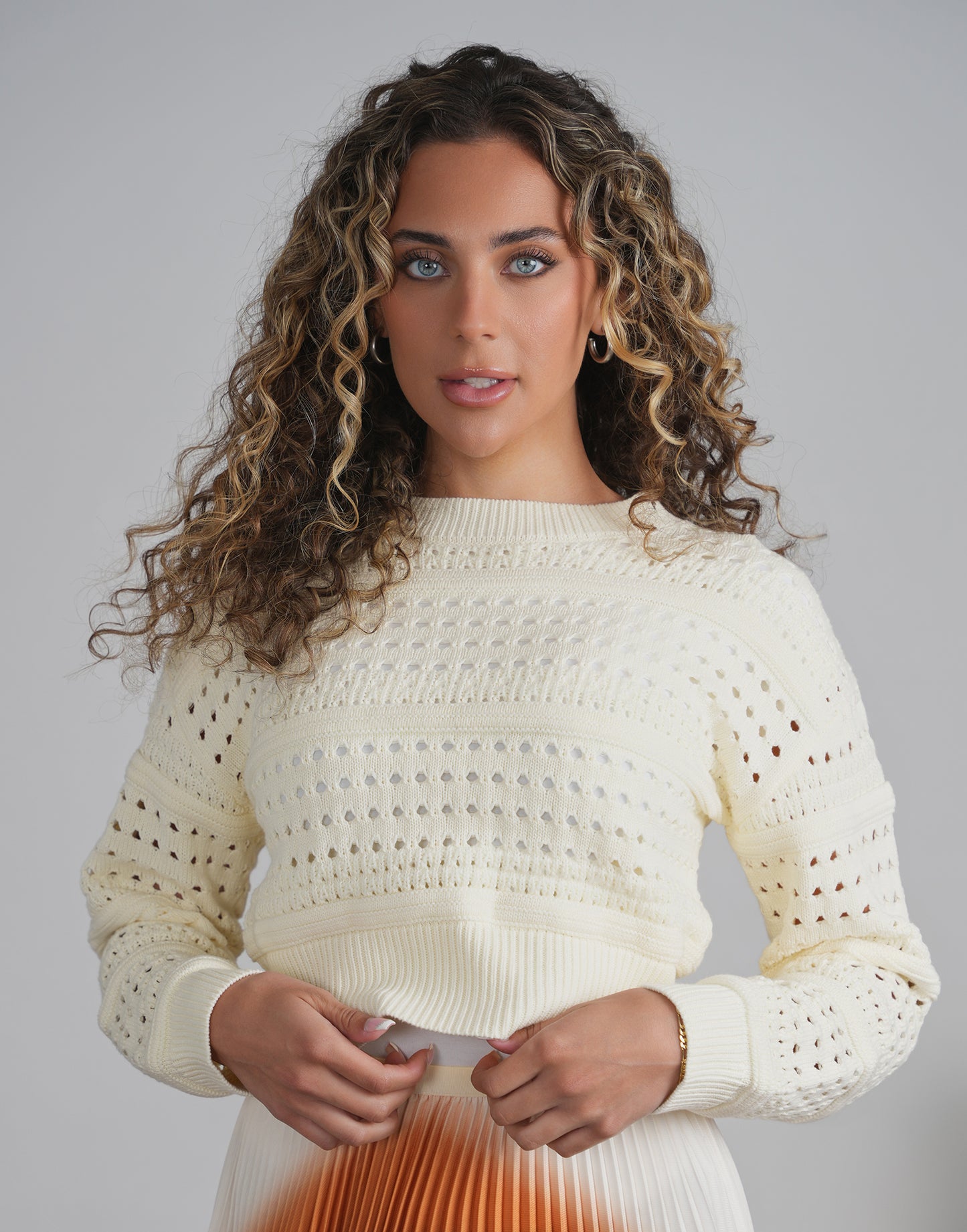 HOLLY IVORY SWEATER